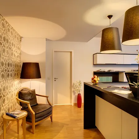 June Stay Berlin City West-2